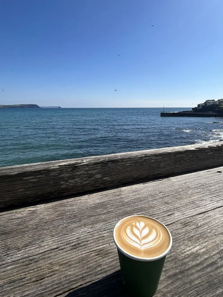 Tide & Thyme_Portscatho_slider_image_2