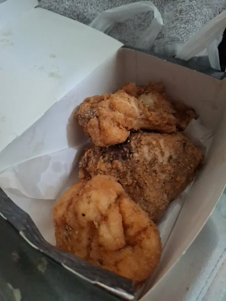 Lorraine Stewart_Chicago Fried Chicken_Barnoldswick_review