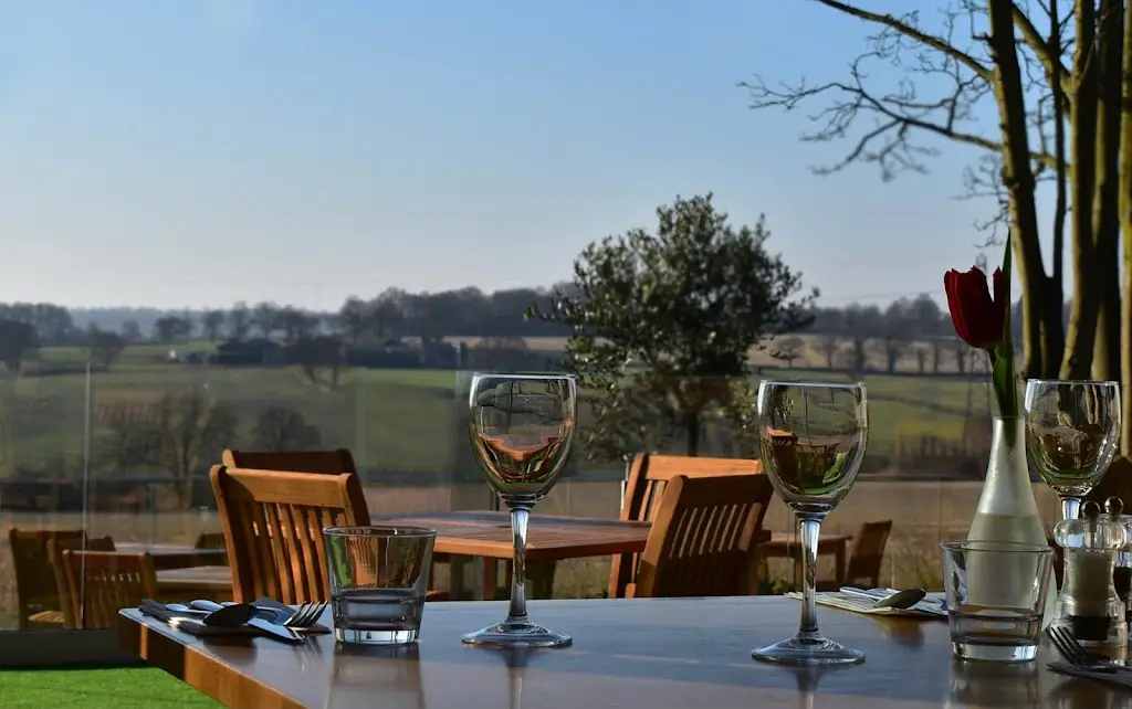 The Old Guinea_Potters Bar_slider_image_1