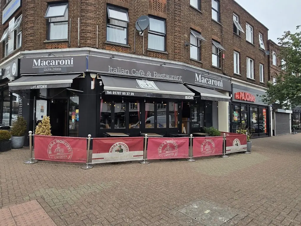 Macaroni Restaurant_Potters Bar_slider_image_1