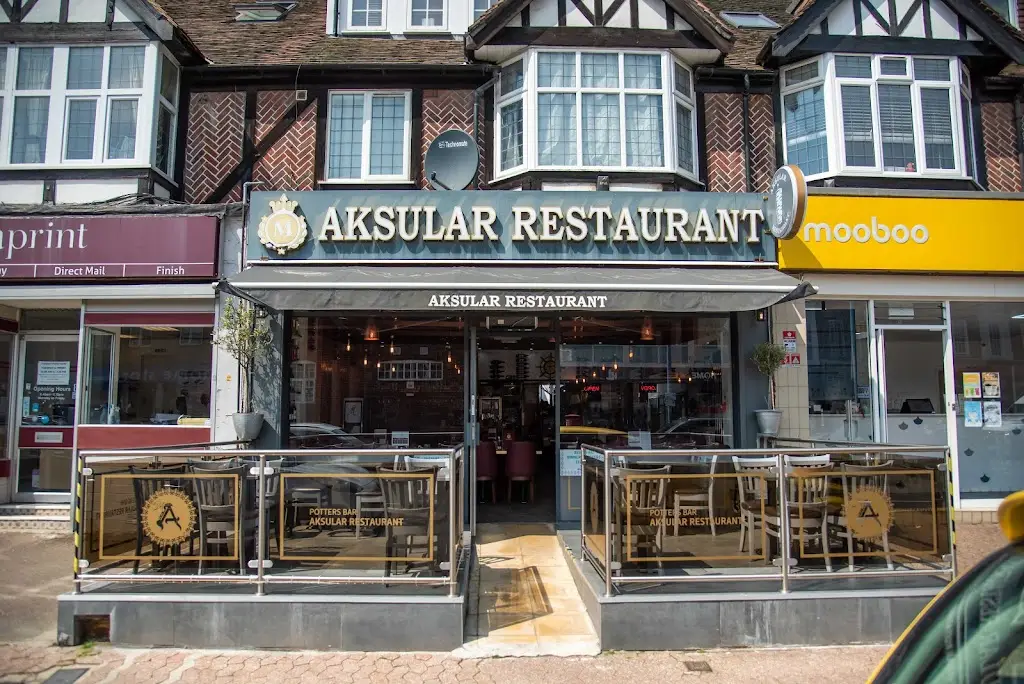 Aksular Restaurant restaurant in Potters Bar