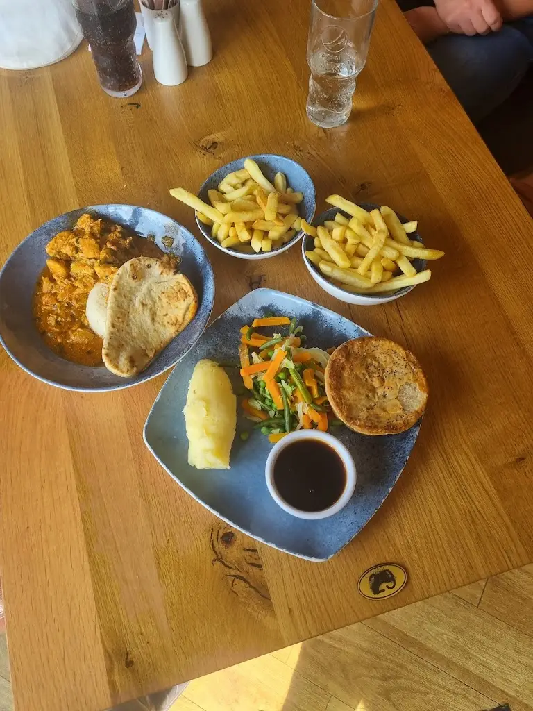 Menu_Wellington's Cafe and Bistro_Potterspury_image_7