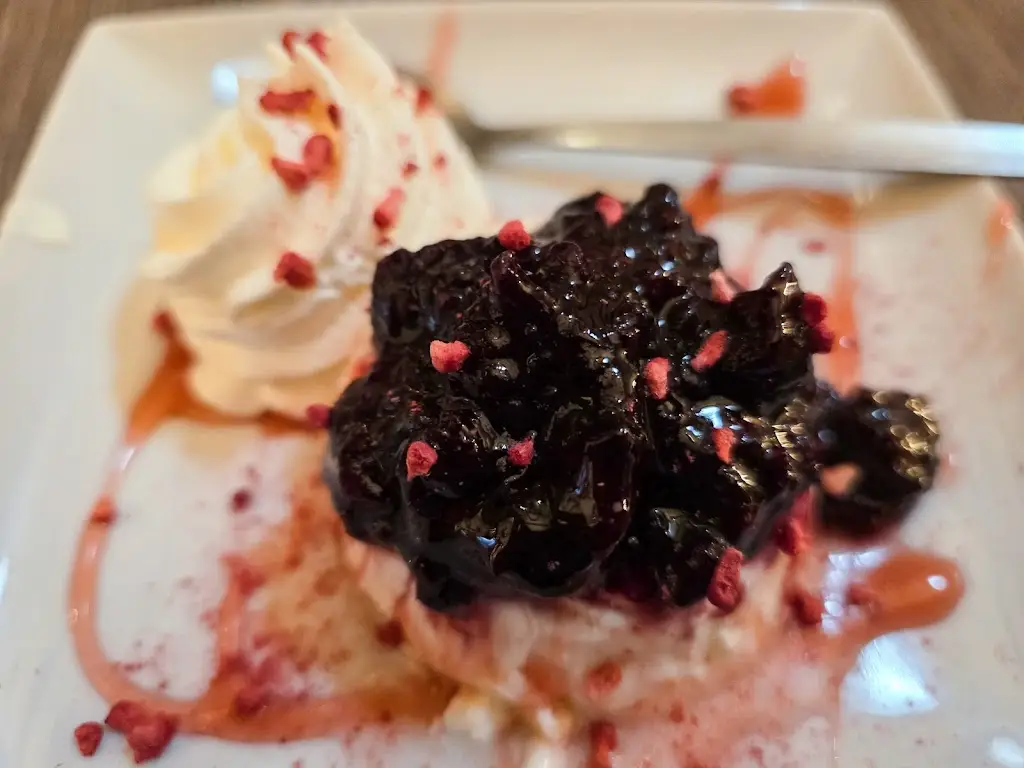 Emma Hall_O'Sarracino_Potton_review