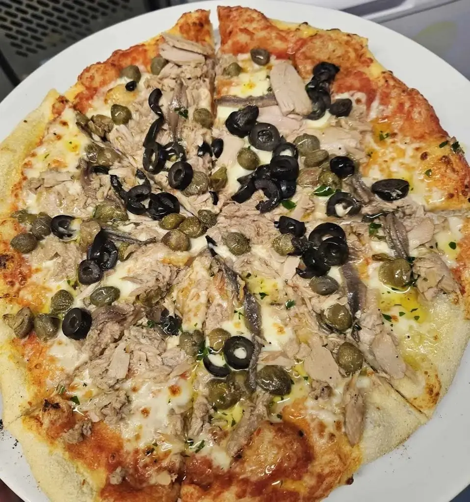 Eduardo's Pizzeria and Cafe_Porlock_slider_image_2