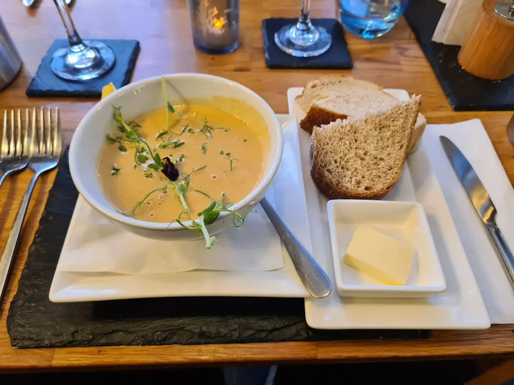 Menu_Priscilla’s Restaurant_Polperro_image_6