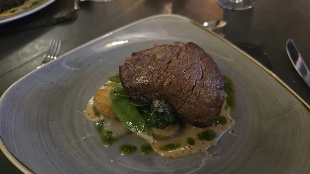 graham bye_Couch's Great House_Polperro_review