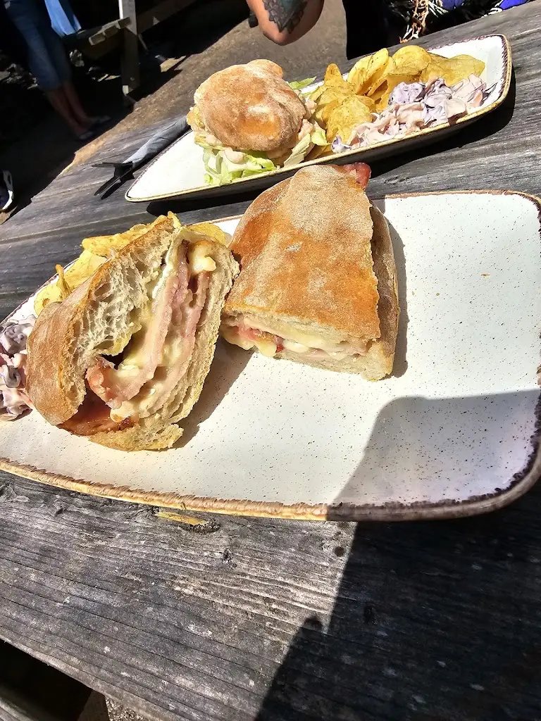 Jade Boyd_The Crumplehorn Inn & Mill_Polperro_review