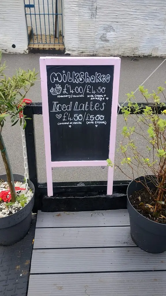 Menu_Sumfin Tasty_Polperro_image_1