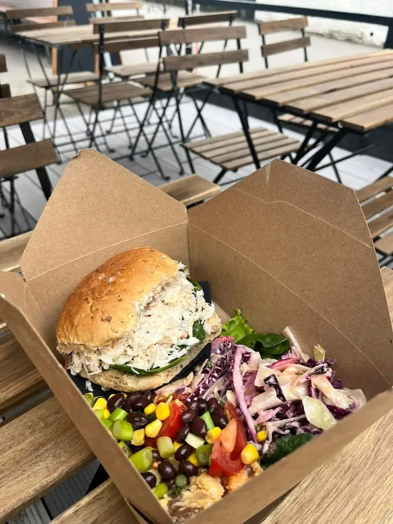 Sumfin Tasty_Polperro_slider_image_2