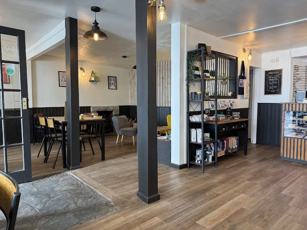 Philip Woo_Clements & Hope_Polperro_review