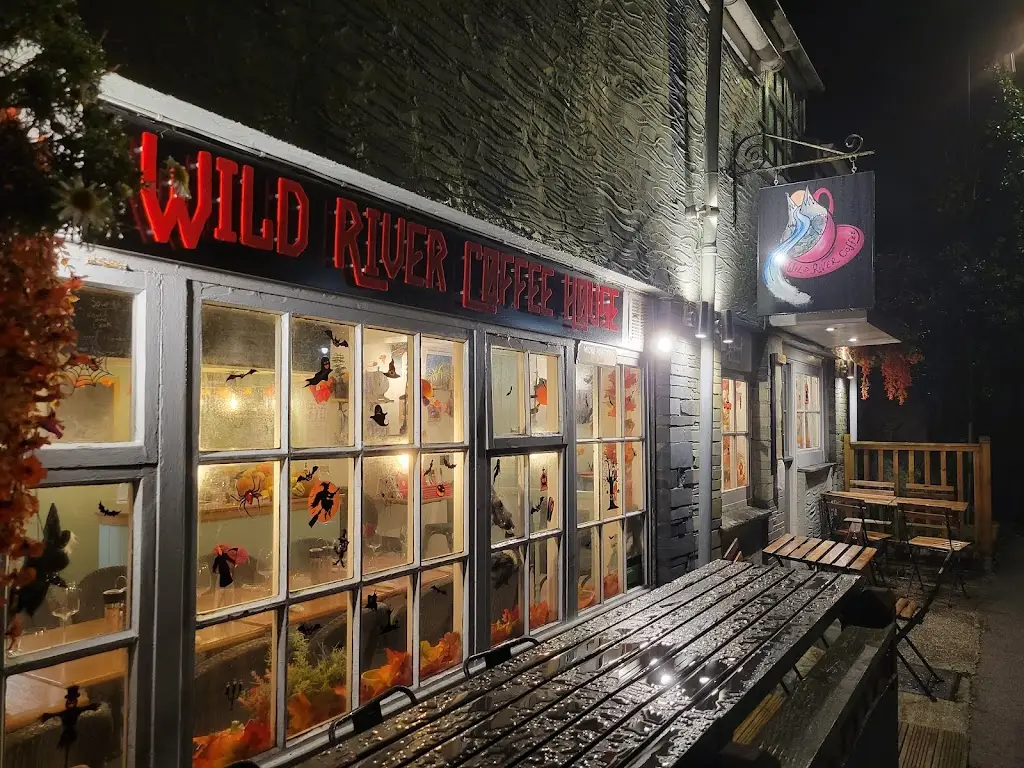 Wild River Coffee House_Polperro_slider_image_1