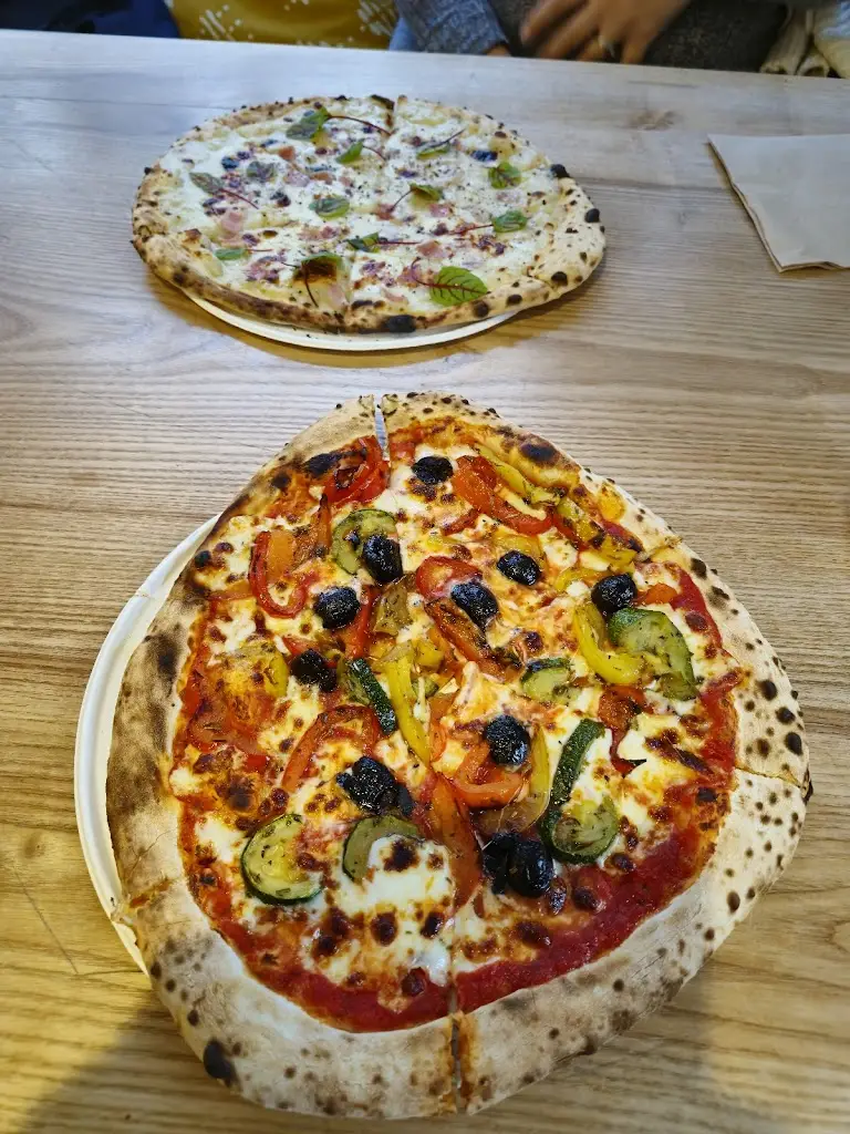 James Nelson_Turntable Pizzeria_Polperro_review