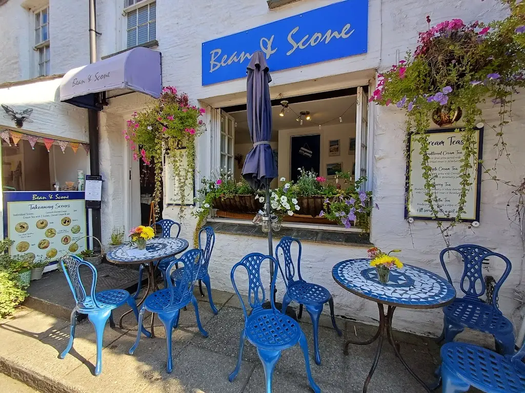 Bean and Scone restaurant in Polperro