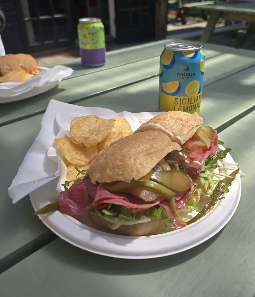 Ben Holtam_Smugglers Rest_Polperro_review