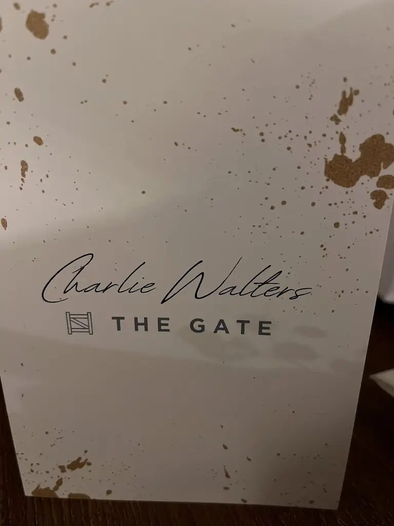 roxy doodles_Charlie Walters at The Gate_Polperro_review