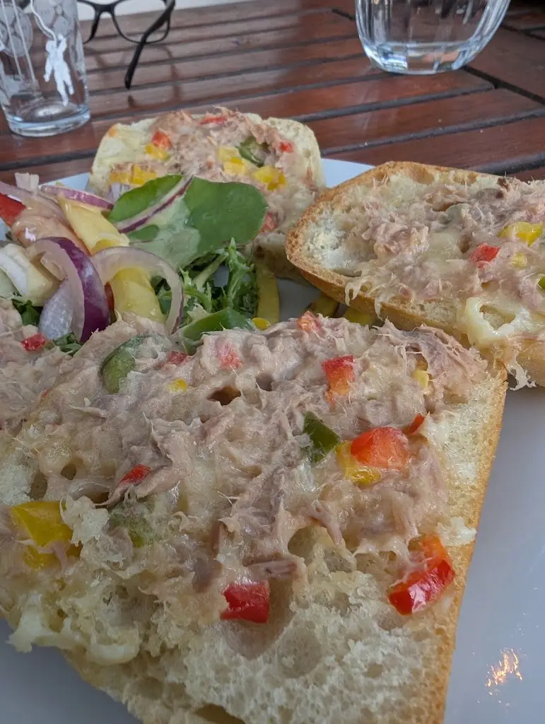 Nikki Golesworthy_The Navigation Inn_Barrow upon Soar_review