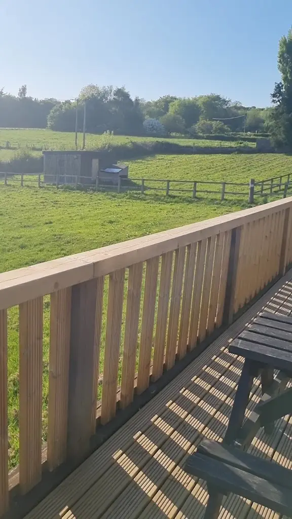 Melody_Travellers Rest_Publow_review