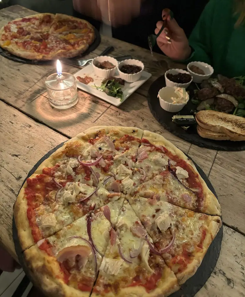 Georgina Pearce_Dukes Wine Bar_Princes Risborough_recensione