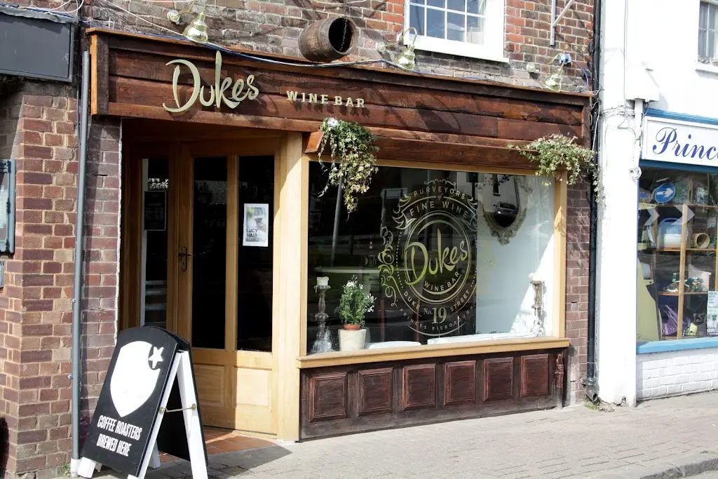 Dukes Wine Bar_Princes Risborough_slider_image_1
