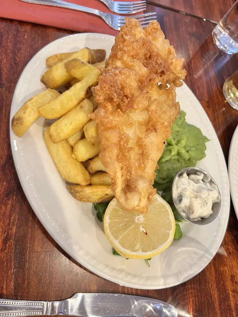 P V_The Three Crowns_Princes Risborough_review