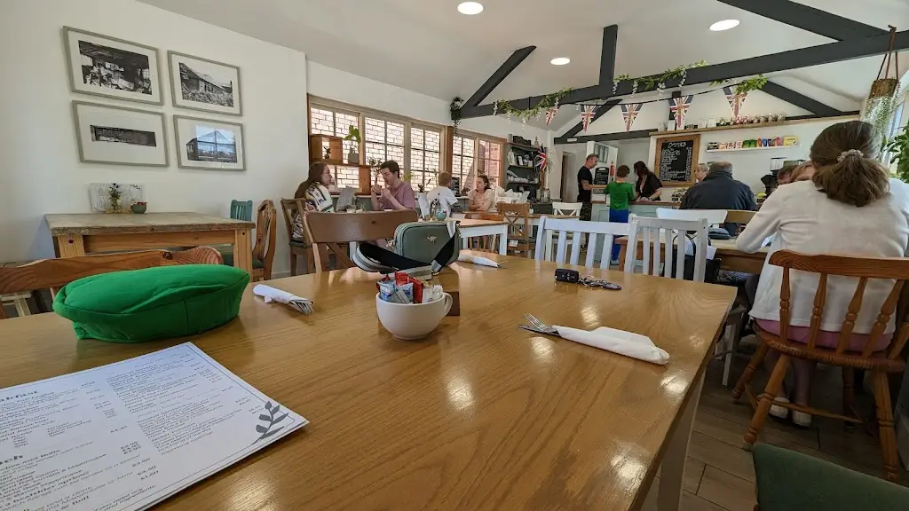 Emma_The Secret Garden Cafe_Barrow upon Soar_review