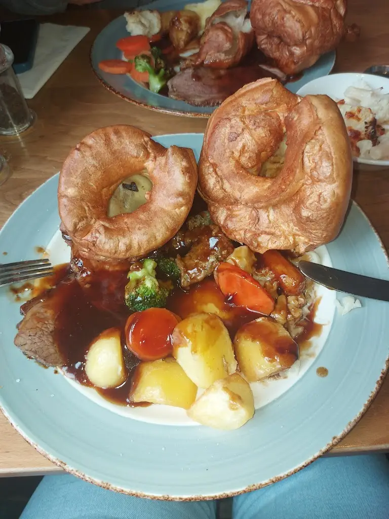 Kellymarie Morgan_New Inn_Priston_recensione