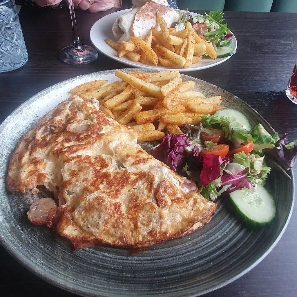 Dale Cunliffe_Daffodil Restaurant Cafe & Bar_Prenton_review