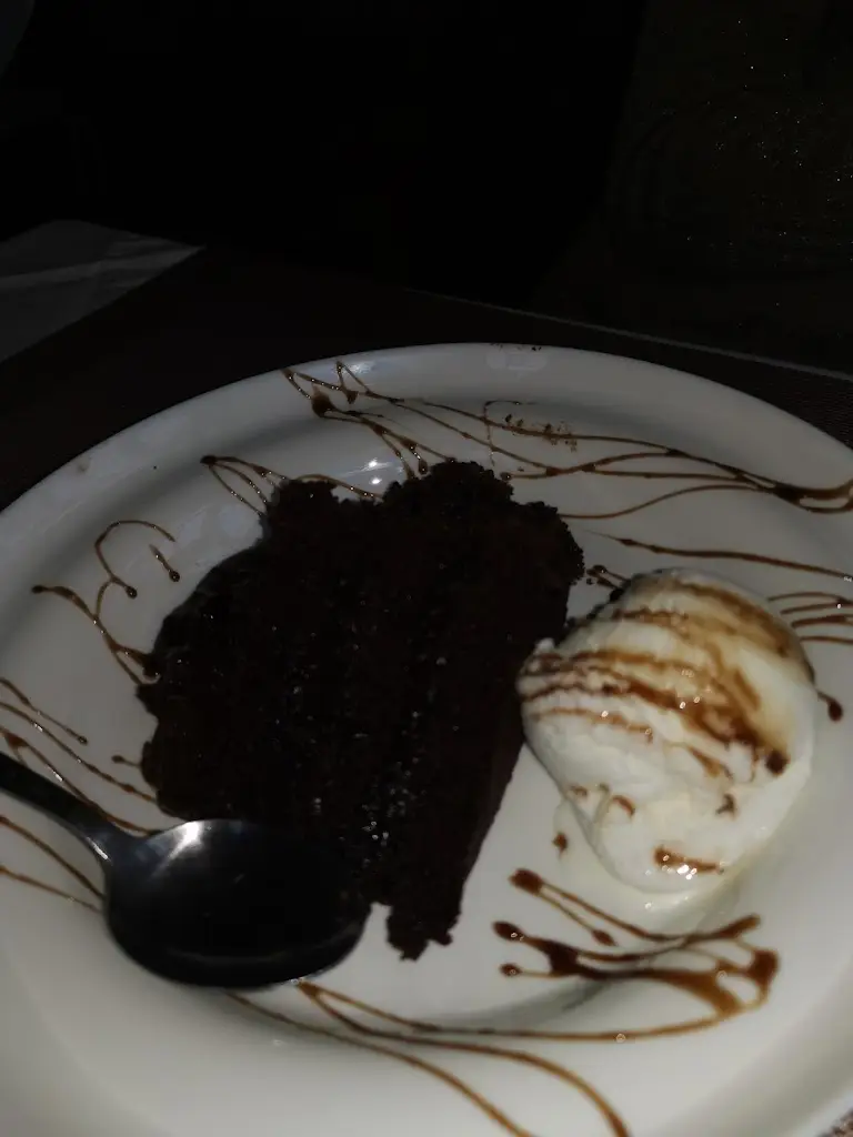 Juan Van_The British Pilot Pub & Family Restaurant_Allhallows_review