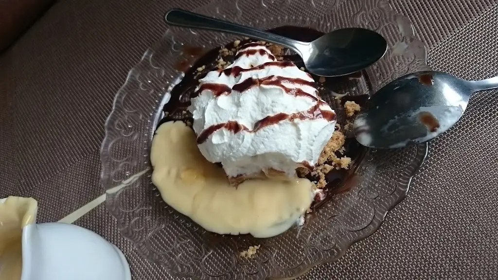 aitz i_The British Pilot Pub & Family Restaurant_Allhallows_review