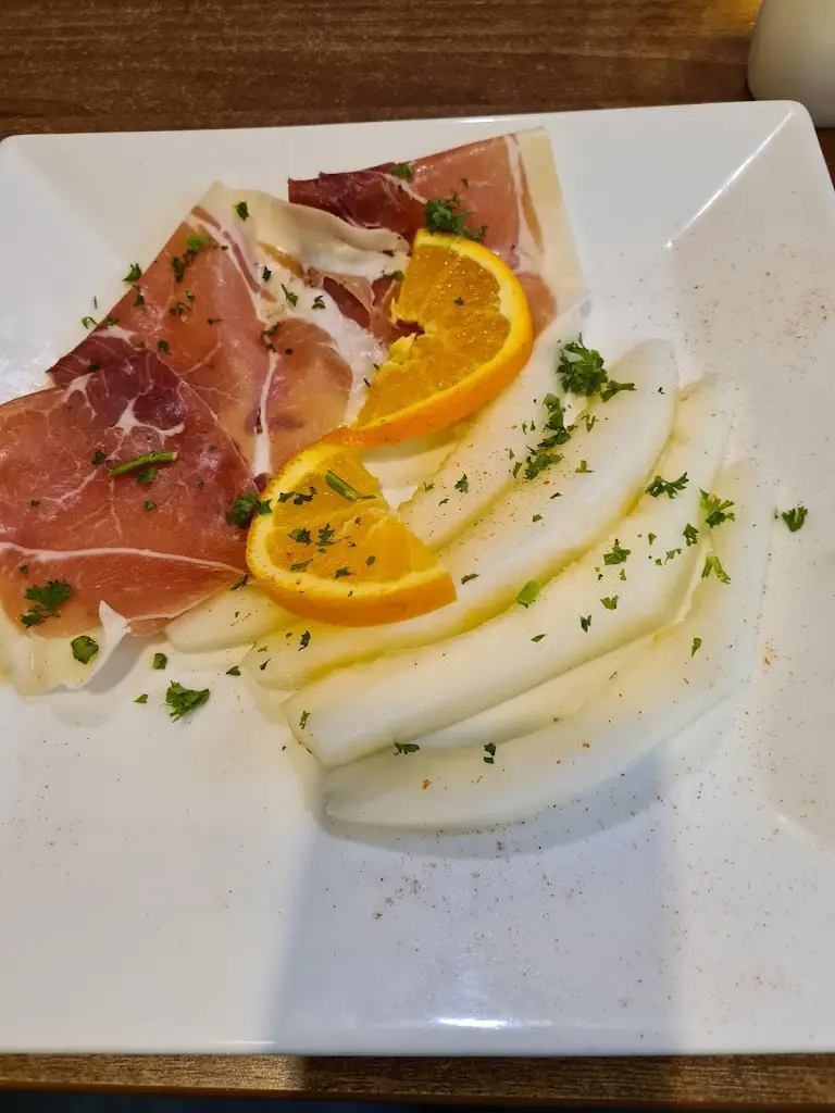 Menu_Villa Venezia_Prenton_image_7