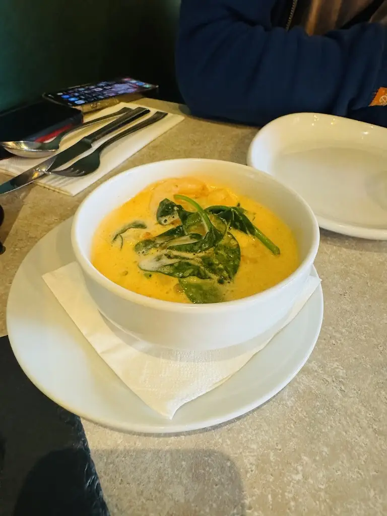 FION CHENG_Elixir Oxton_Prenton_review