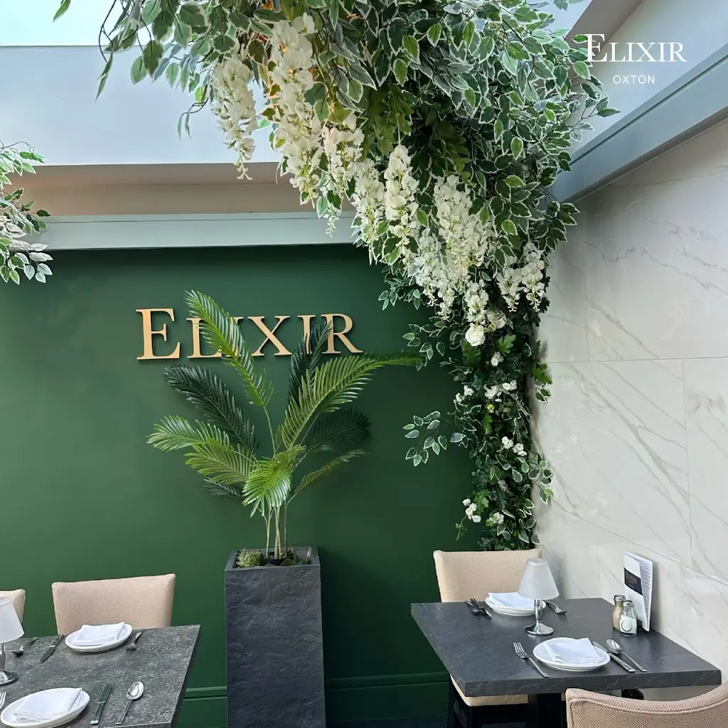 Elixir Oxton restaurant in Prenton