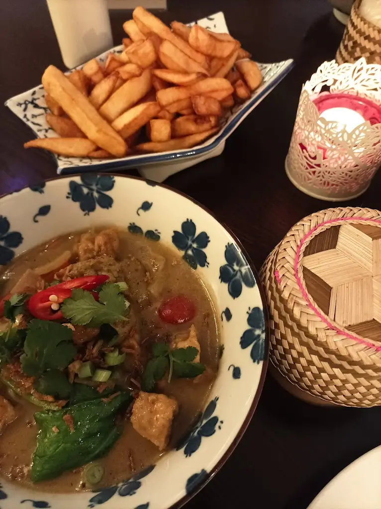 lovelykvw_Thai Rooster Kitchen_Prenton_review