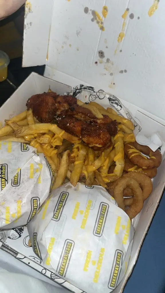 Amy Mcdavid_Smash 'N' Sizzle_Prenton_review