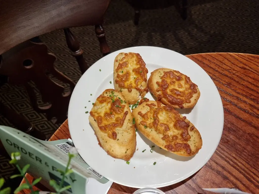 Menu_Caernarvon Castle_Prenton_image_9