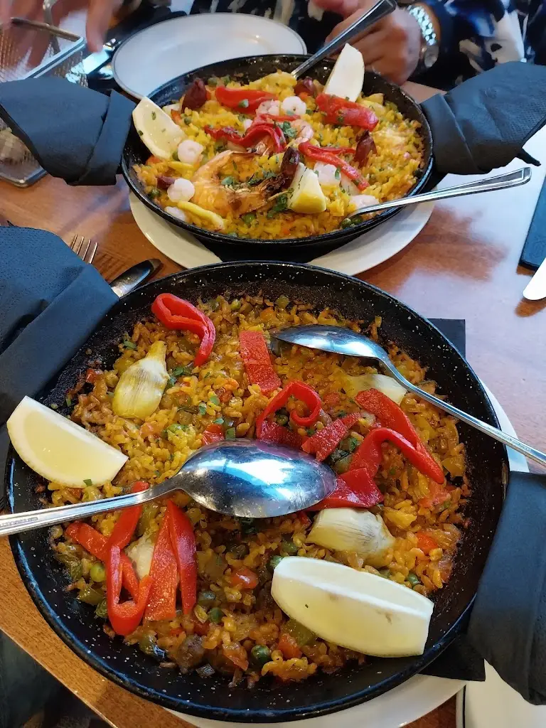 Lovina Bhagchandani_La TASQUERIA A taste of the Mediterranean_Purley_review