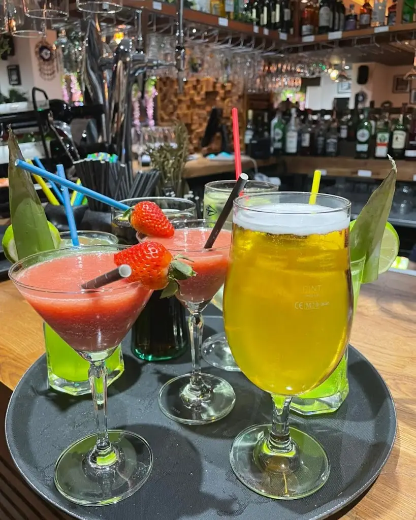 Istanbul Grill Restaurant and Cocktail Bar_Radcliffe_slider_image_3