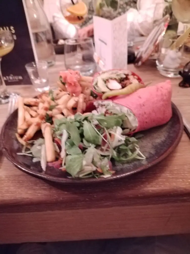 Erica Watson_The Atrium Bar and Kitchen_Radcliffe_reseña