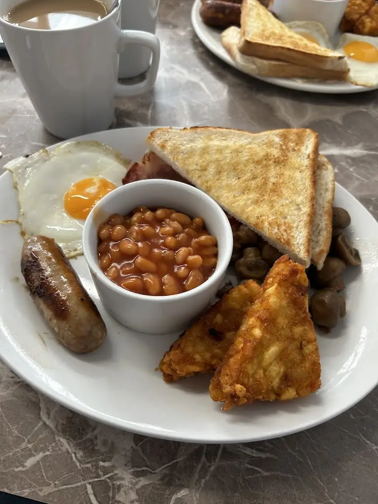 Jasmin Chance_Hilltop Cafe and Stone Hill Bistro_Rackheath_review