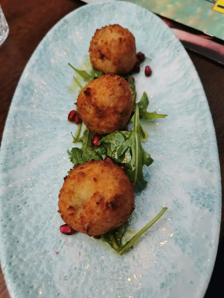 Menu_The Monk_Barrow upon Soar_image_5