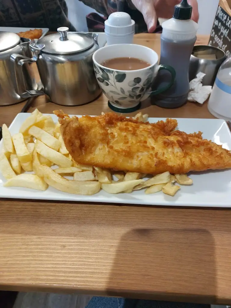Caroline Armitage_Railway Street Fisheries_Pocklington_review