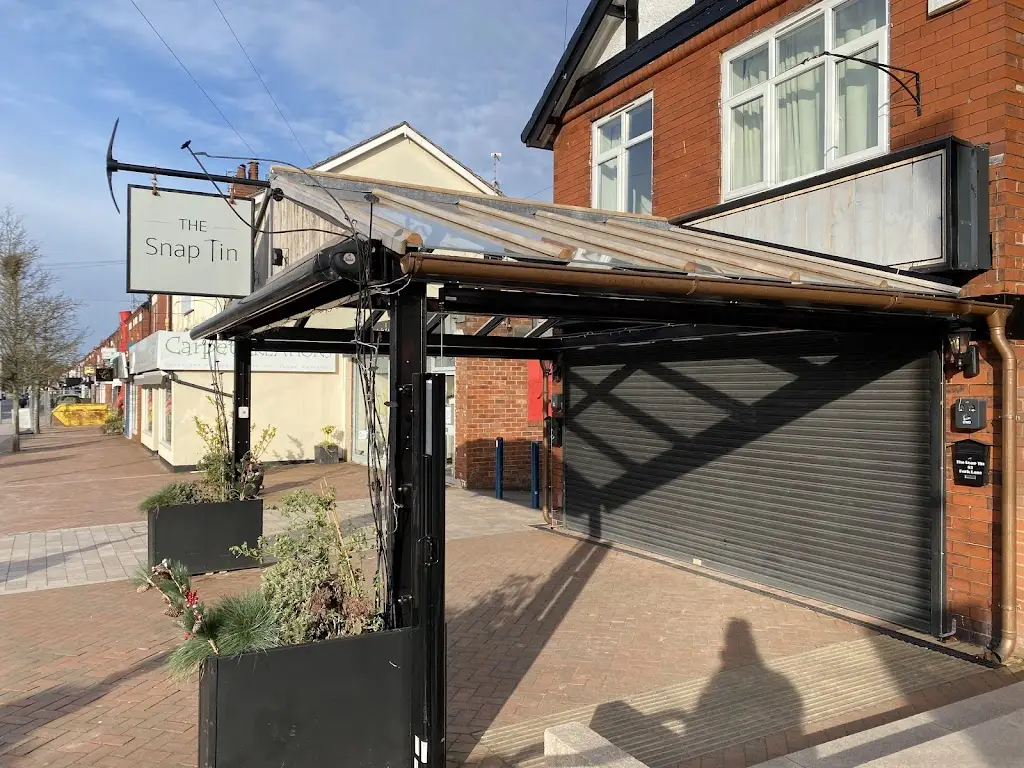 The Snap Tin Bar_Poynton_slider_image_3