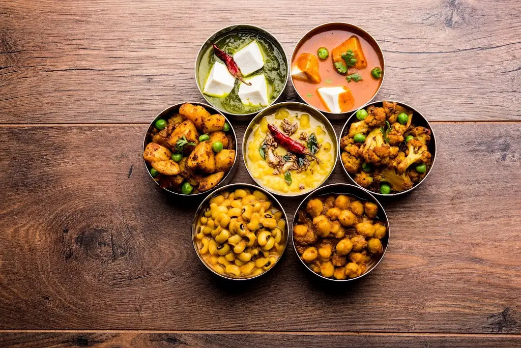 The Poynton Pakora_Poynton_slider_image_1