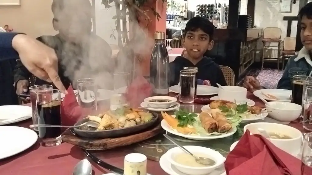 Beijing Restaurant_Poynton_slider_image_2