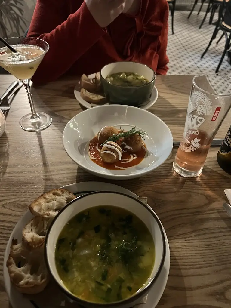 Paul Scarborough_Ferrari's Trattoria Restaurant_Barrow upon Soar_review