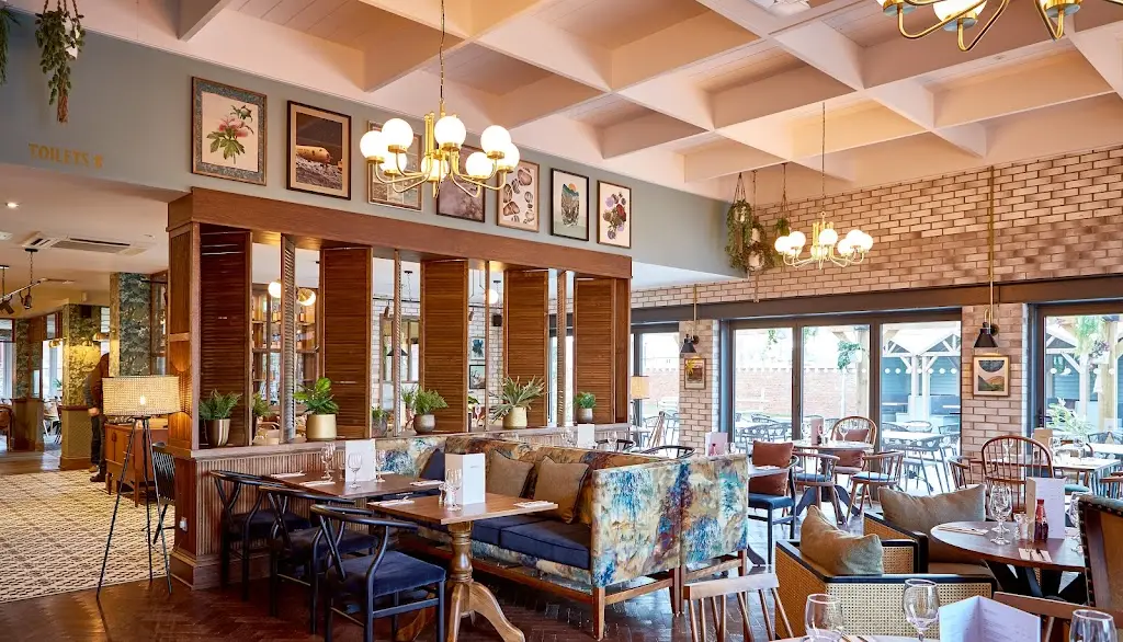 The Aviator_Poynton_slider_image_1