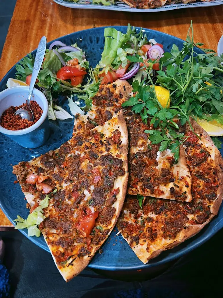 Menu_Luna's Cafe restaurant_Queenborough_image_5