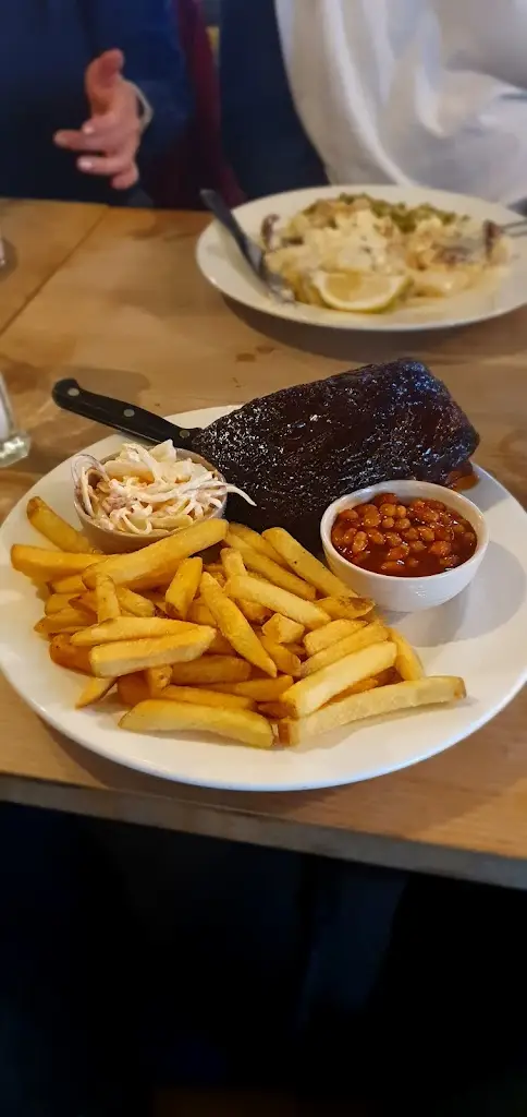 Gary'Lee Humphreys_The Flying Dutchman_Queenborough_review