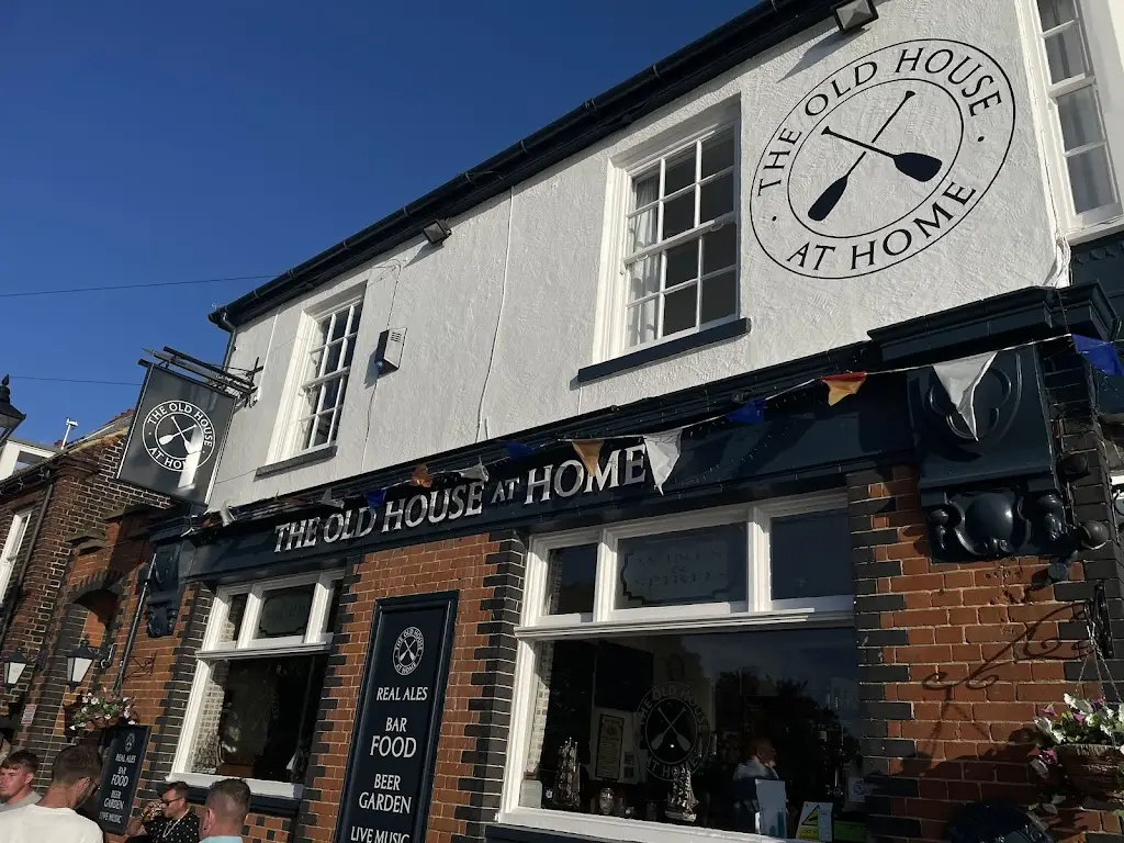 Old House At Home Restaurant in Queenborough