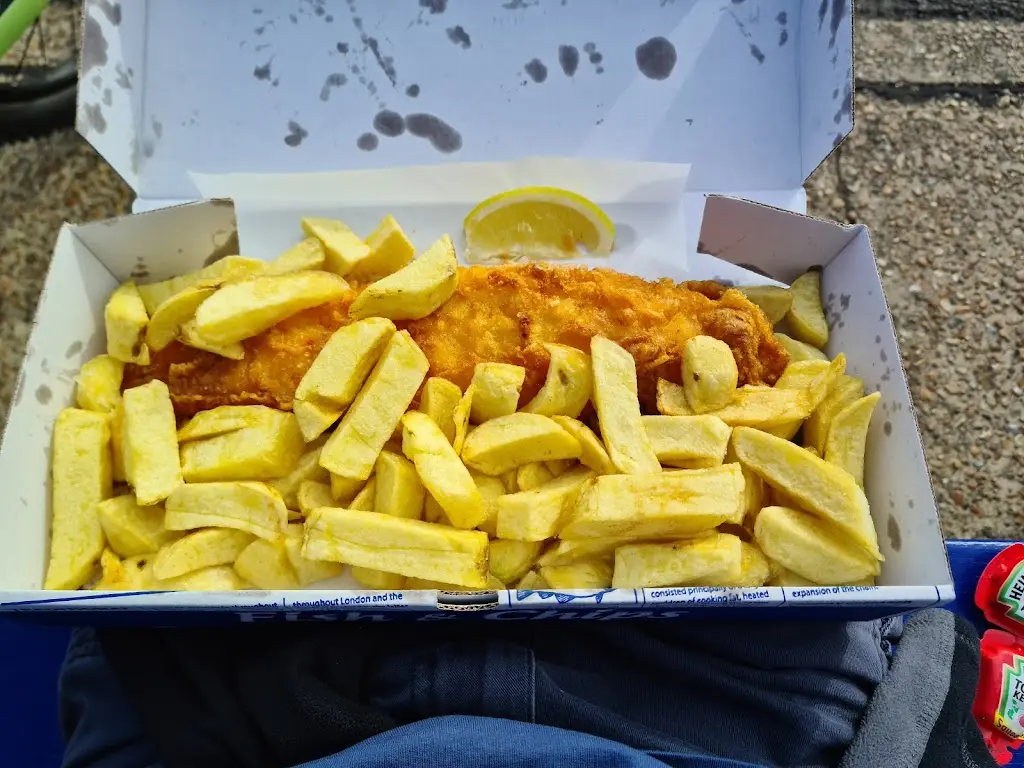 Menu_Golden fish bar_Queenborough_image_7